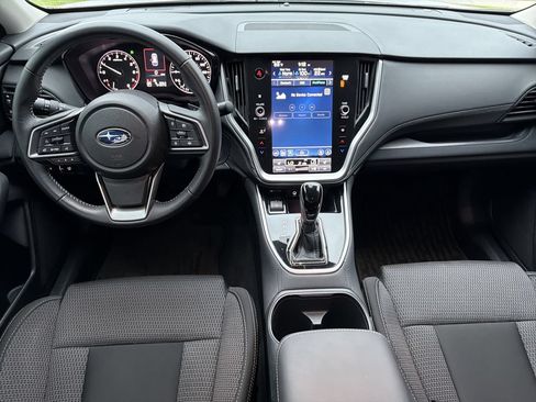 Certified 2025 Subaru Outback Premium AWD/4WD image 15