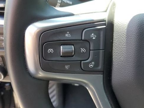 Used 2023 Chevrolet Tahoe Z71 w/ Luxury Package AWD/4WD image 10