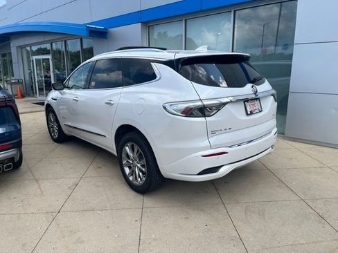 Used 2023 Buick Enclave Avenir w/ Avenir Technology Package AWD/4WD image 2