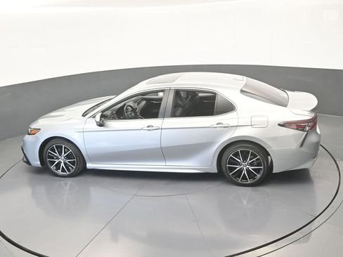 Used 2024 Toyota Camry SE w/ Convenience Package FWD image 43