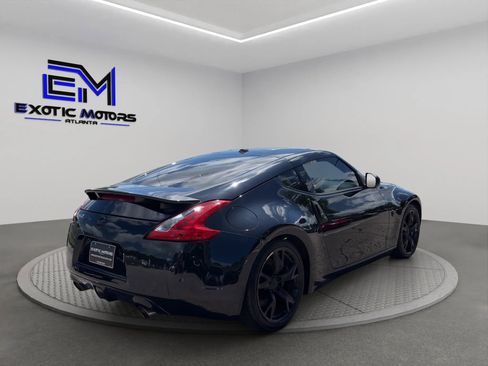 Used 2010 Nissan 370Z Touring w/ Sport Pkg RWD image 5