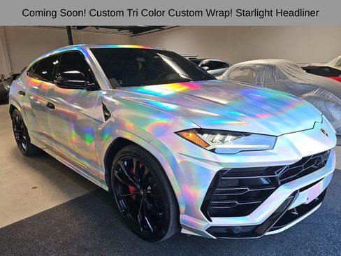 Used 2021 Lamborghini Urus image 1