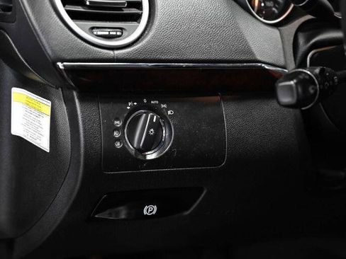 Used 2010 Mercedes-Benz GL 450 4MATIC image 14
