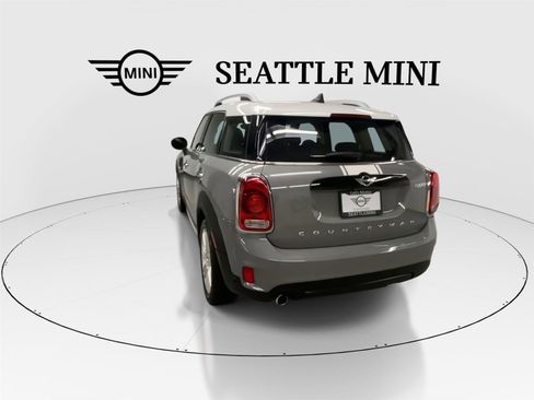 Used 2017 MINI Cooper Countryman ALL4 AWD/4WD image 9