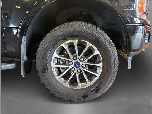 Used 2018 Ford F150 XLT w/ Equipment Group 302A Luxury AWD/4WD image 22