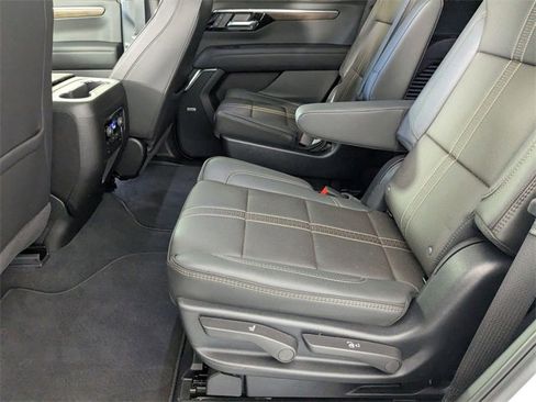 Used 2025 Chevrolet Tahoe High Country w/ Sun And Tow Package image 29