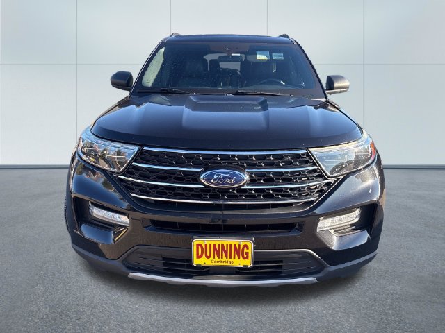 Used 2020 Ford Explorer XLT w/ Equipment Group 202A AWD/4WD image 6