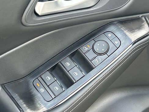 New 2026 Nissan Rogue SV FWD image 18