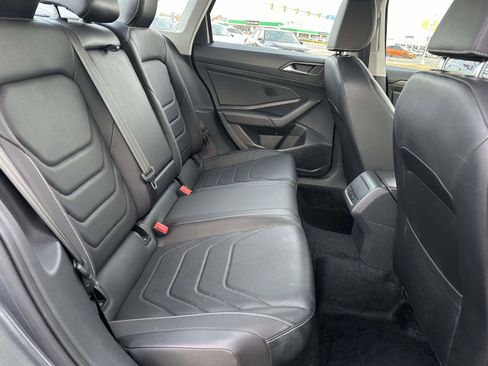 Certified 2021 Volkswagen Jetta SEL Premium image 11