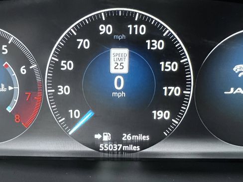 Used 2018 Jaguar XJ L Supercharged image 11