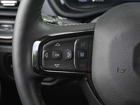 Used 2024 RAM 2500 Limited AWD/4WD image 18