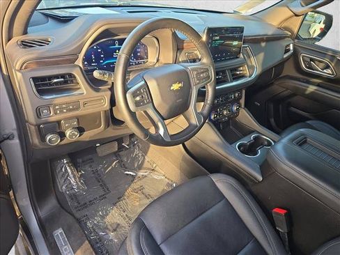Used 2023 Chevrolet Tahoe LT w/ Luxury Package RWD image 10