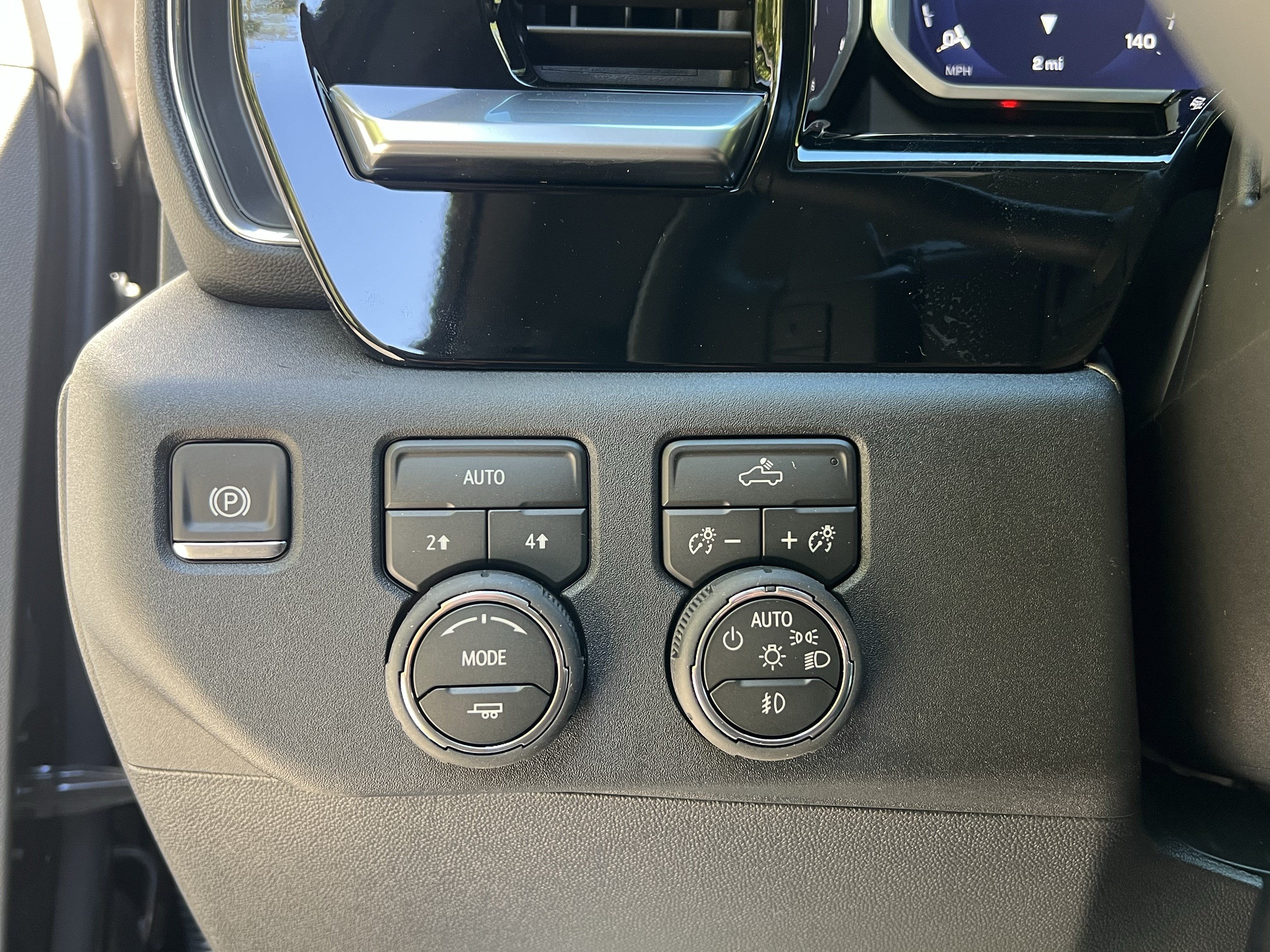 New 2026 Chevrolet Silverado 1500 RST w/ Convenience Package II AWD/4WD image 18