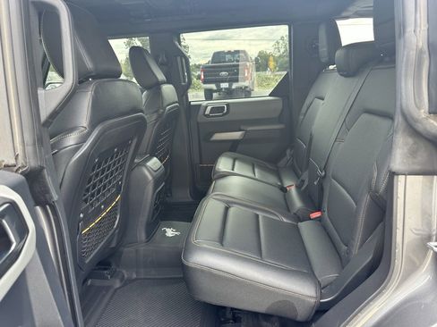 Used 2022 Ford Bronco Badlands w/ Sasquatch Package image 21