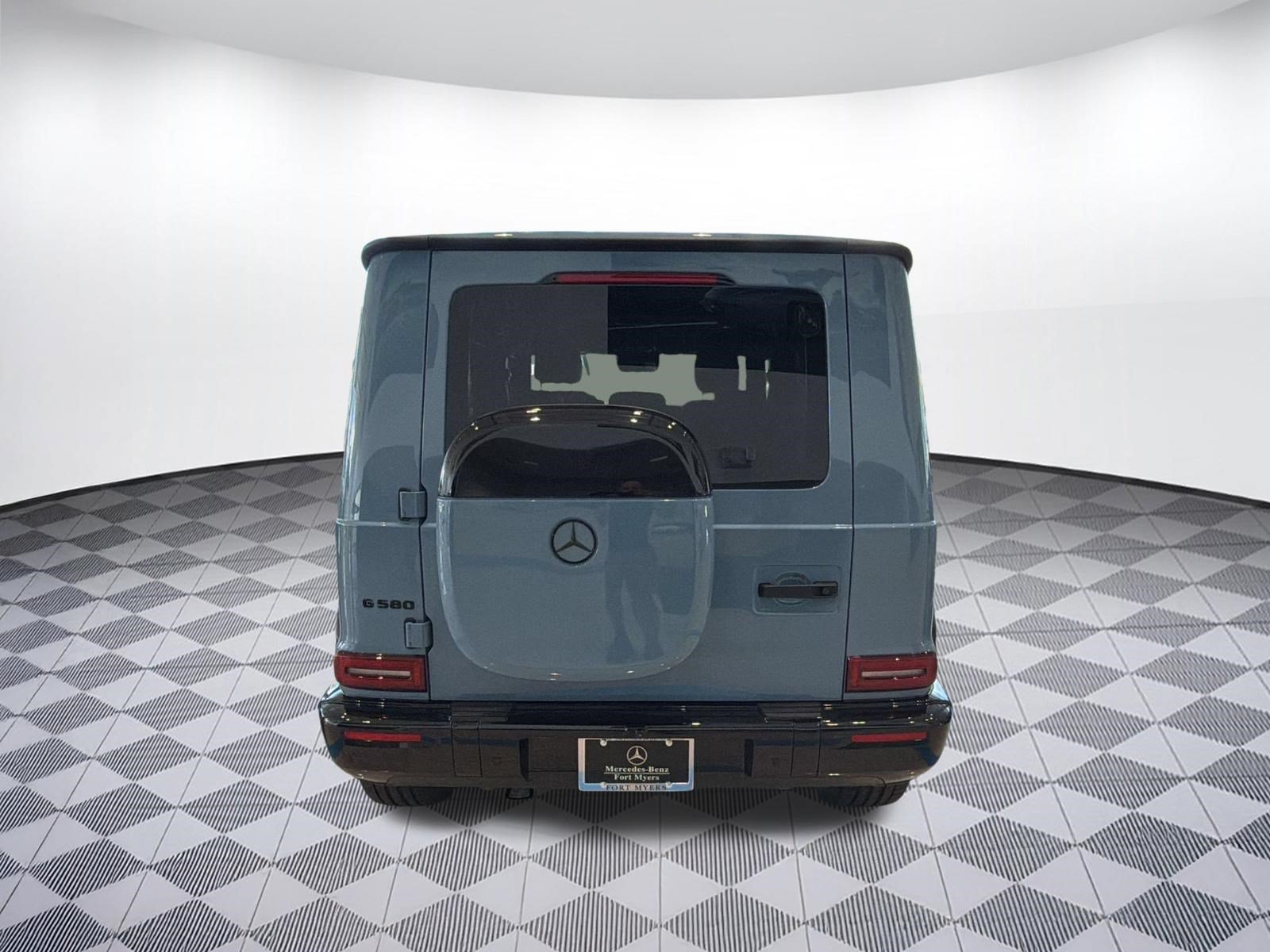 New 2027 Mercedes-Benz G 580 e image 9