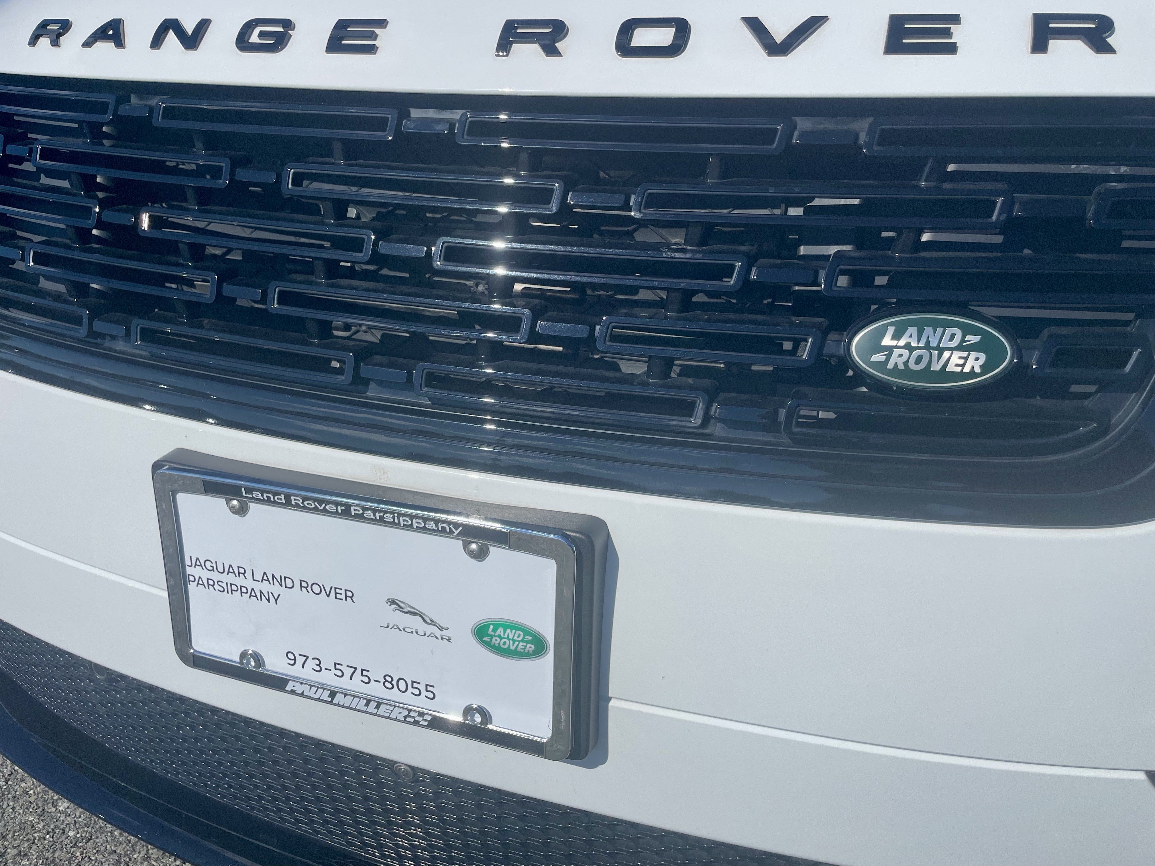 Certified 2026 Land Rover Range Rover Velar Dynamic SE AWD/4WD image 32