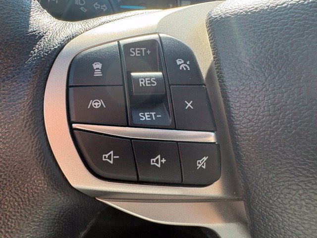 Used 2022 Ford Explorer XLT w/ XLT Sport Appearance Package AWD/4WD image 25