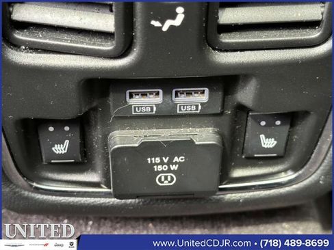 Certified 2017 Jeep Grand Cherokee Summit w/ Platinum Series Group image 16