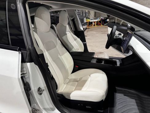 Used 2021 Tesla Model 3 Standard Range Plus image 27