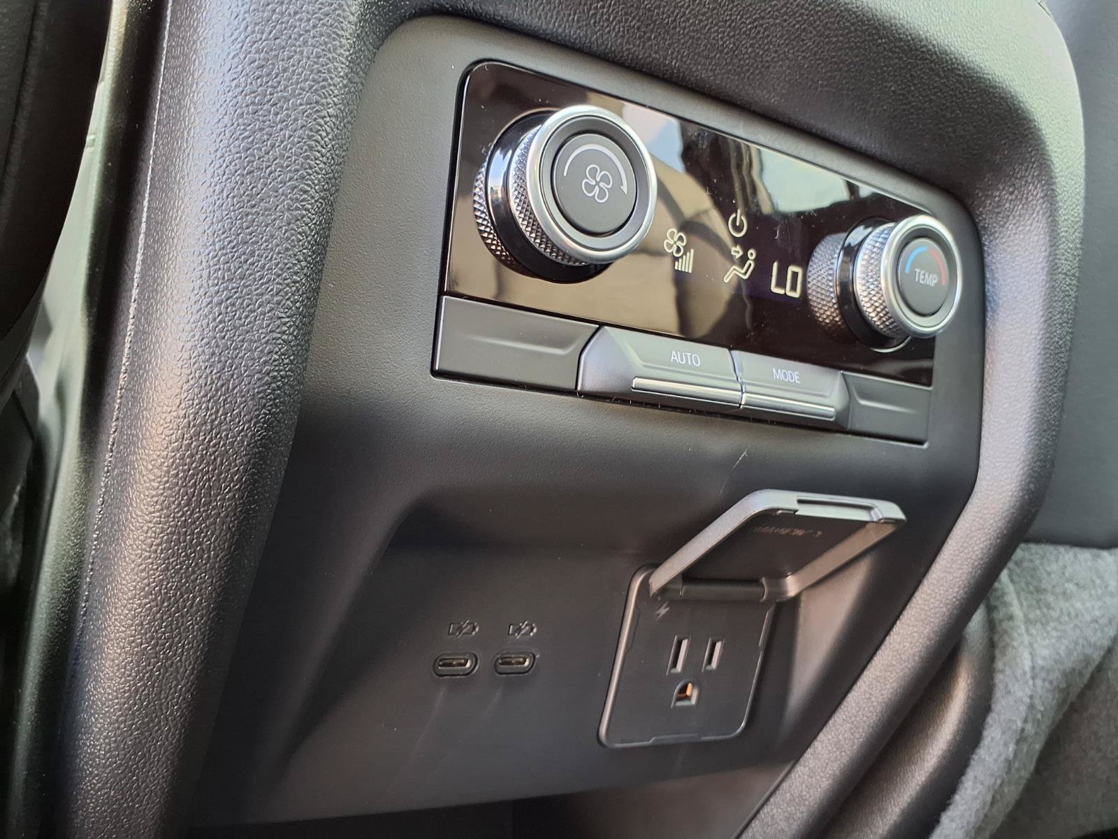 New 2026 Buick Enclave Sport Touring w/ Power Package FWD image 19