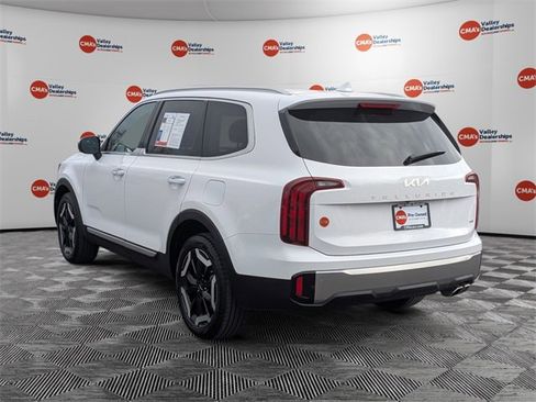 Used 2025 Kia Telluride S image 7