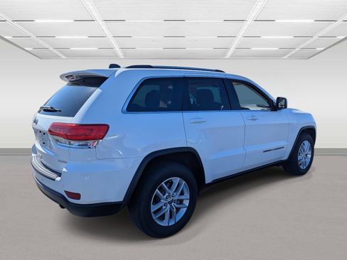 Used 2017 Jeep Grand Cherokee Laredo w/ Quick Order Package 2BE image 5