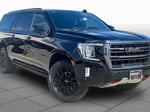 Used 2023 GMC Yukon XL AT4 w/ AT4 Premium Package AWD/4WD image 3