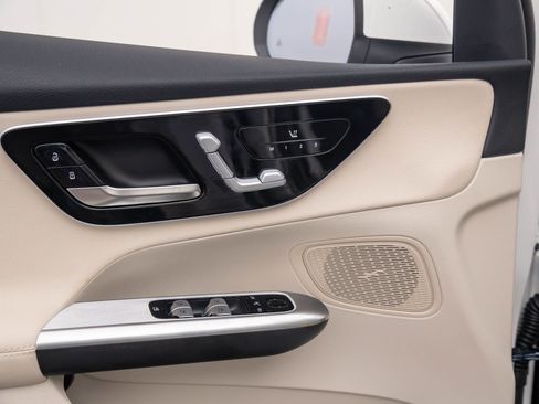 New 2026 Mercedes-Benz GLC 300 4MATIC image 15