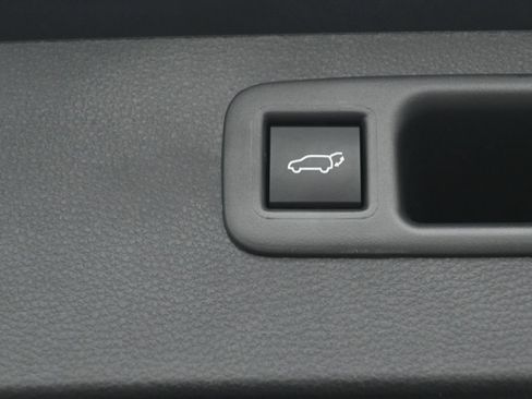 Certified 2026 Toyota Highlander XSE AWD/4WD image 33