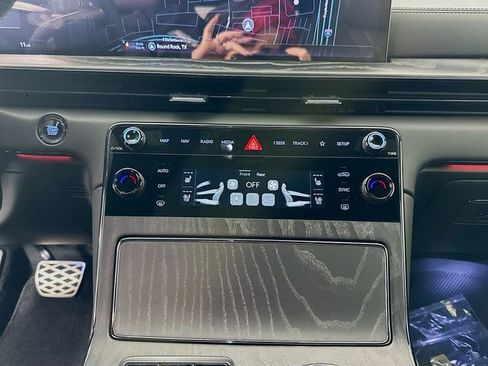 New 2026 Genesis GV80 3.5T e-SC image 14