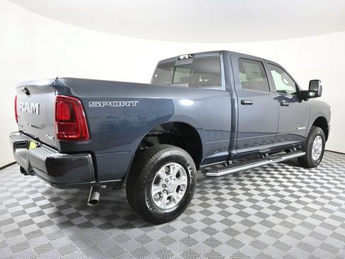 Used 2026 RAM 3500 Big Horn AWD/4WD image 7