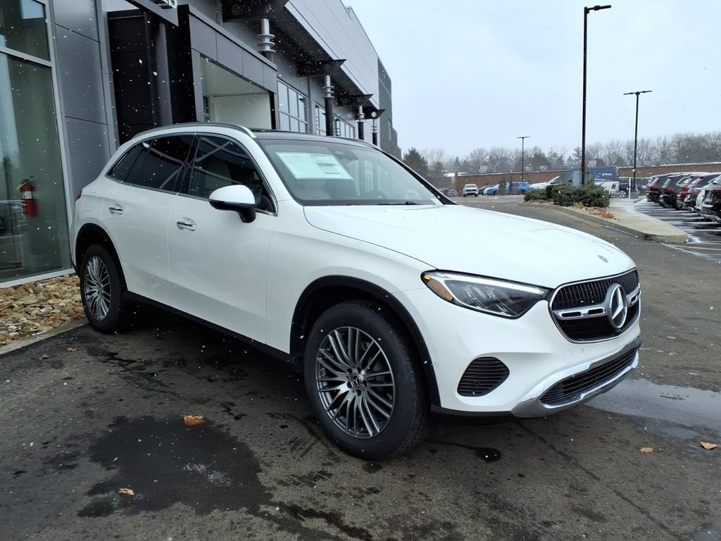 Used 2026 Mercedes-Benz GLC 300 4MATIC image 8
