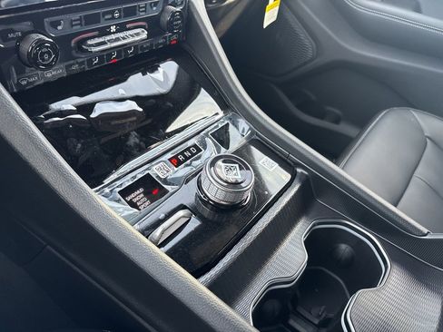 New 2025 Jeep Grand Cherokee L Limited image 18