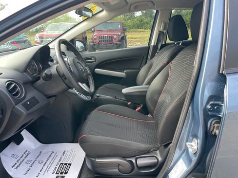 Used 2014 MAZDA MAZDA2 Touring FWD image 19