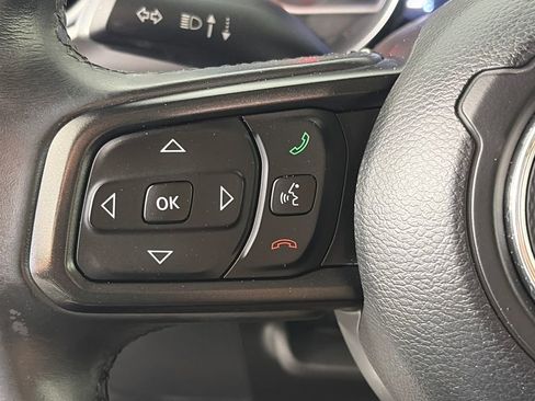 Used 2019 Jeep Wrangler Unlimited Sport S AWD/4WD image 17