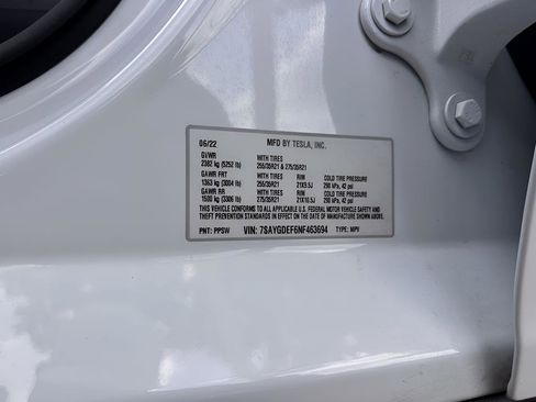 Used 2022 Tesla Model Y Performance AWD/4WD image 25