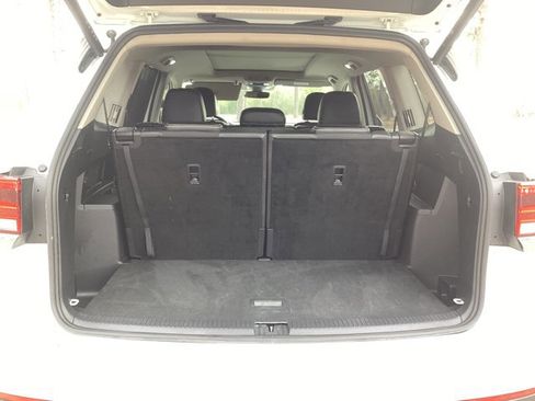 Used 2024 Volkswagen Atlas SE image 13