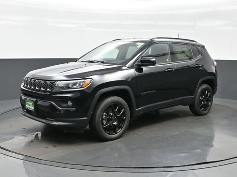New 2026 Jeep Compass Latitude AWD/4WD image 2