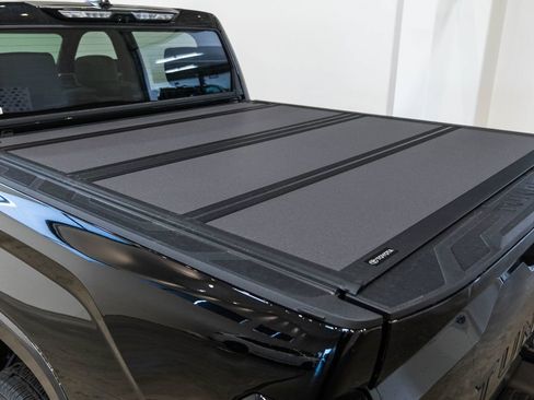 New 2026 Toyota Tundra Limited AWD/4WD image 39