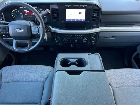Used 2024 Ford F350 XLT image 15