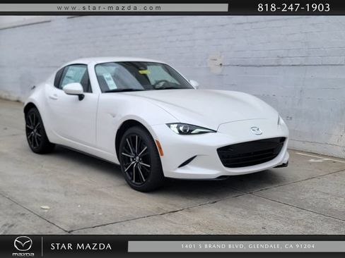 New 2026 MAZDA MX-5 Miata RF Grand Touring RWD image 1