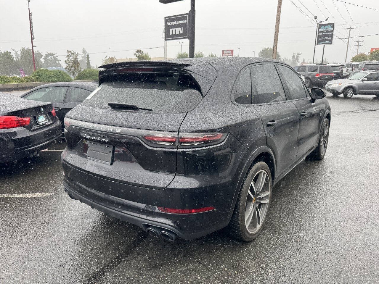 Used 2019 Porsche Cayenne Turbo AWD/4WD image 3