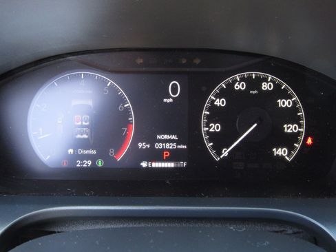 Certified 2024 Honda HR-V LX image 25