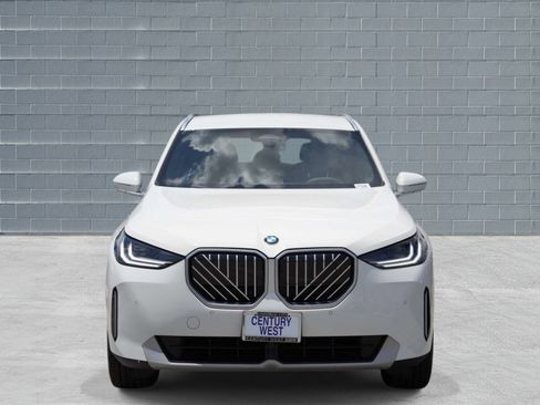 Used 2026 BMW X3 xDrive30i w/ Convenience Package AWD/4WD image 2