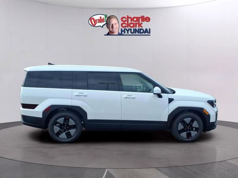 New 2026 Hyundai Santa Fe SE FWD image 6