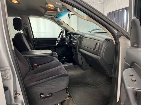 Used 2005 Dodge Ram 2500 Truck SLT w/ Quad Cab Big Horn Value Group AWD/4WD image 11