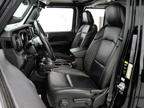 Used 2022 Jeep Gladiator Overland AWD/4WD image 11