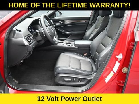 Used 2018 Honda Accord Sport image 14