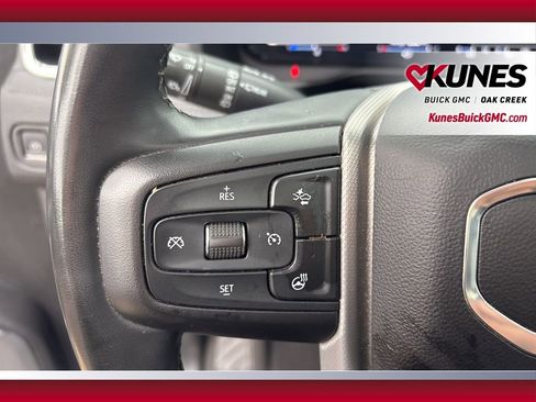 Used 2023 GMC Yukon XL Denali image 19