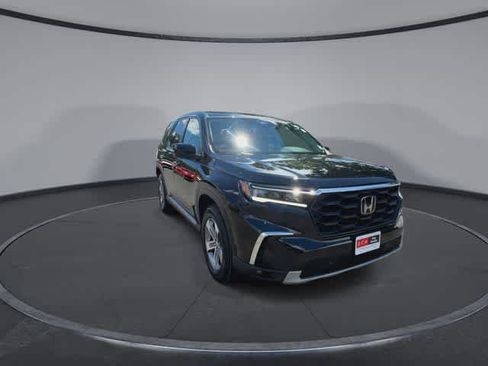 Used 2024 Honda Pilot EX-L image 2